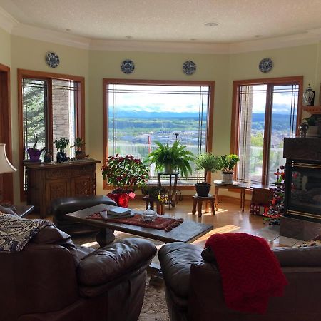 קוקרן Rocky Mountain View Bed & Breakfast מראה חיצוני תמונה