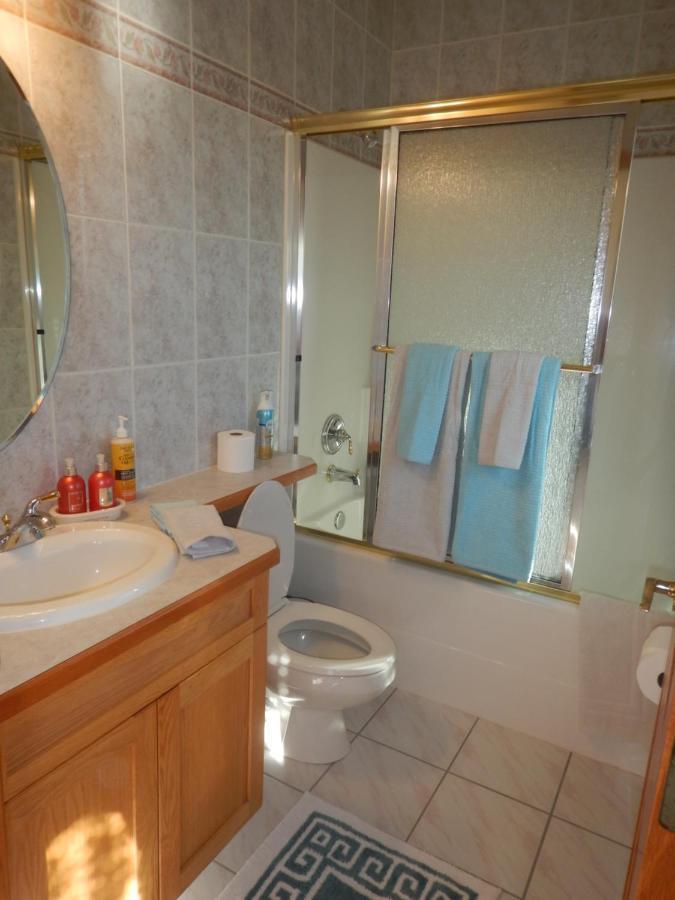 קוקרן Rocky Mountain View Bed & Breakfast מראה חיצוני תמונה