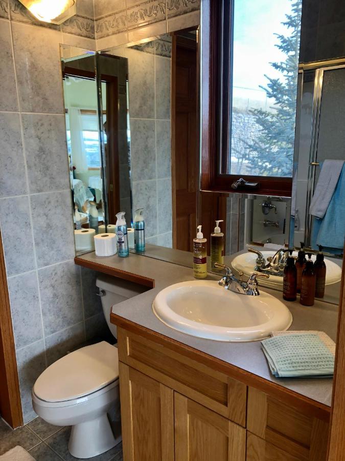 קוקרן Rocky Mountain View Bed & Breakfast מראה חיצוני תמונה