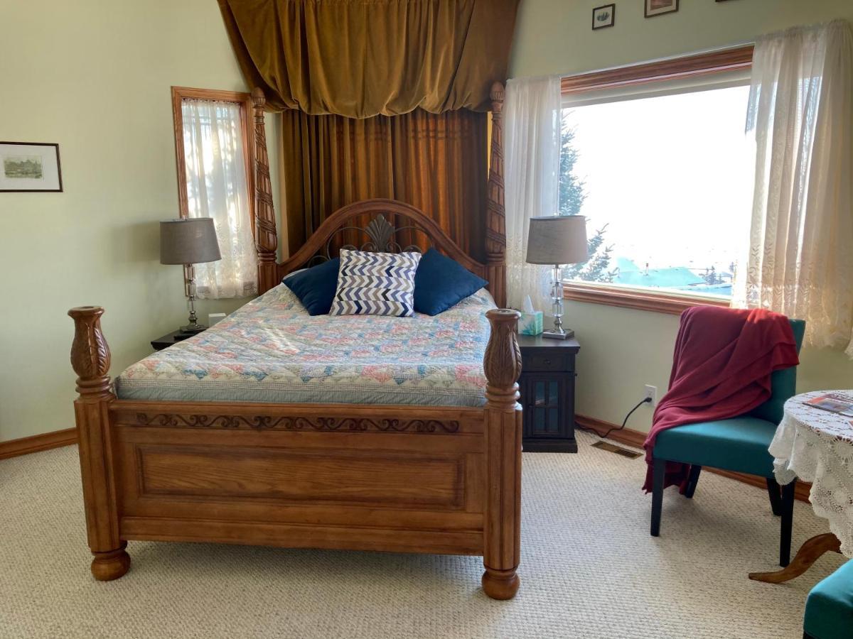 קוקרן Rocky Mountain View Bed & Breakfast מראה חיצוני תמונה